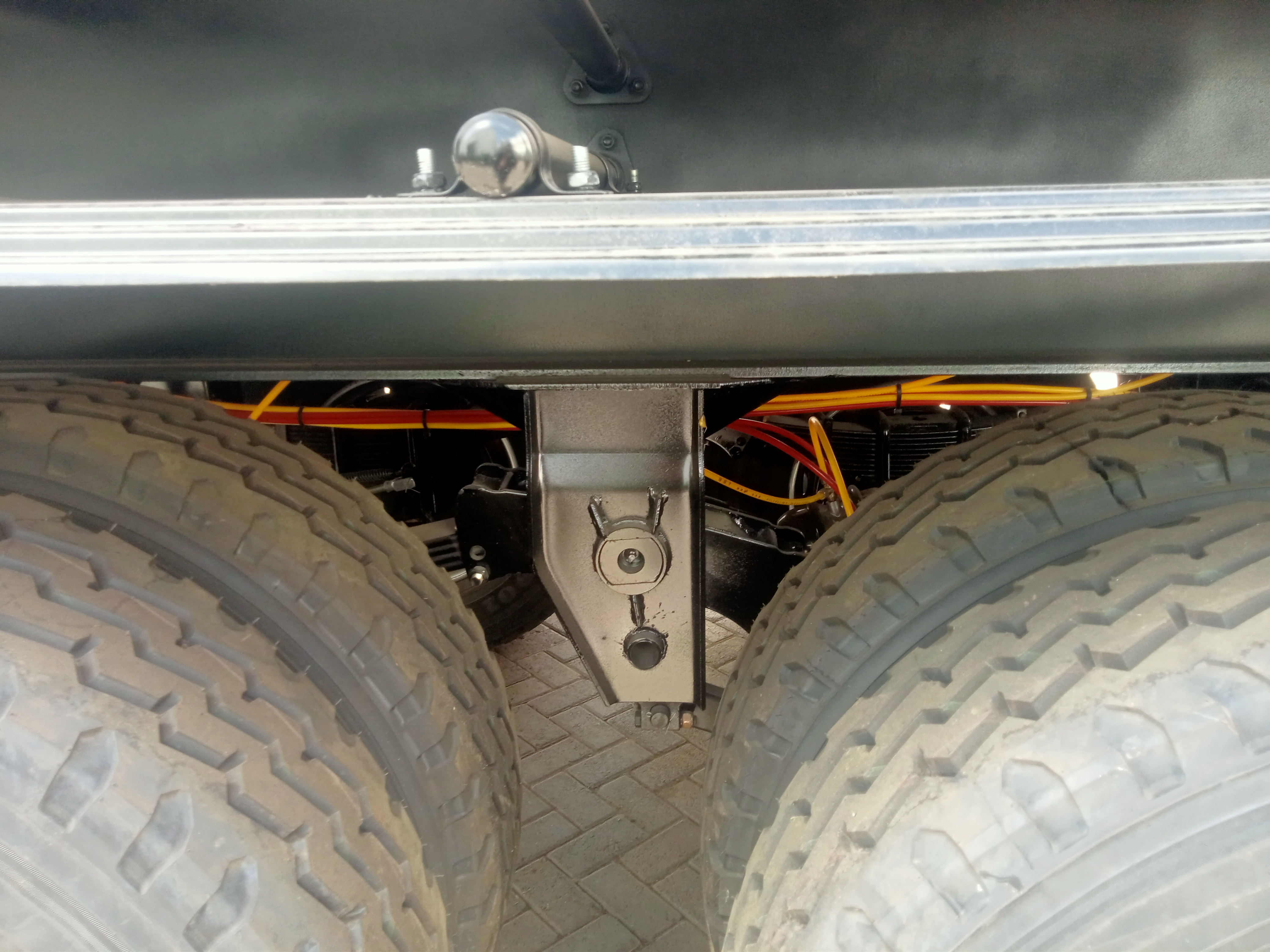 CIMC Flatbed Trailer 8